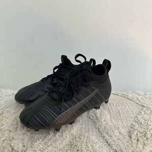 Kids Black Soccer Cleats